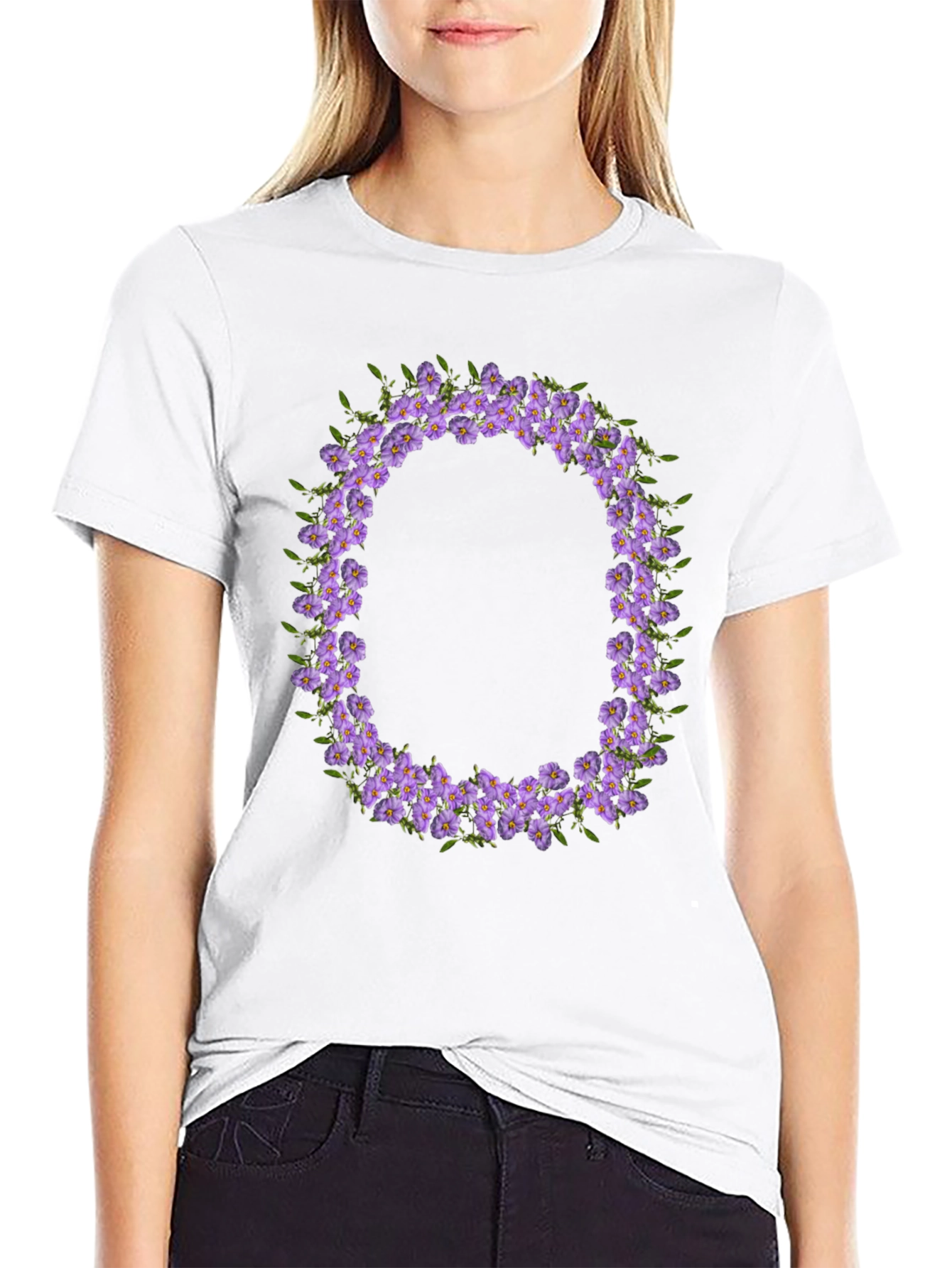 Floral O Wreath Black T-Shirt