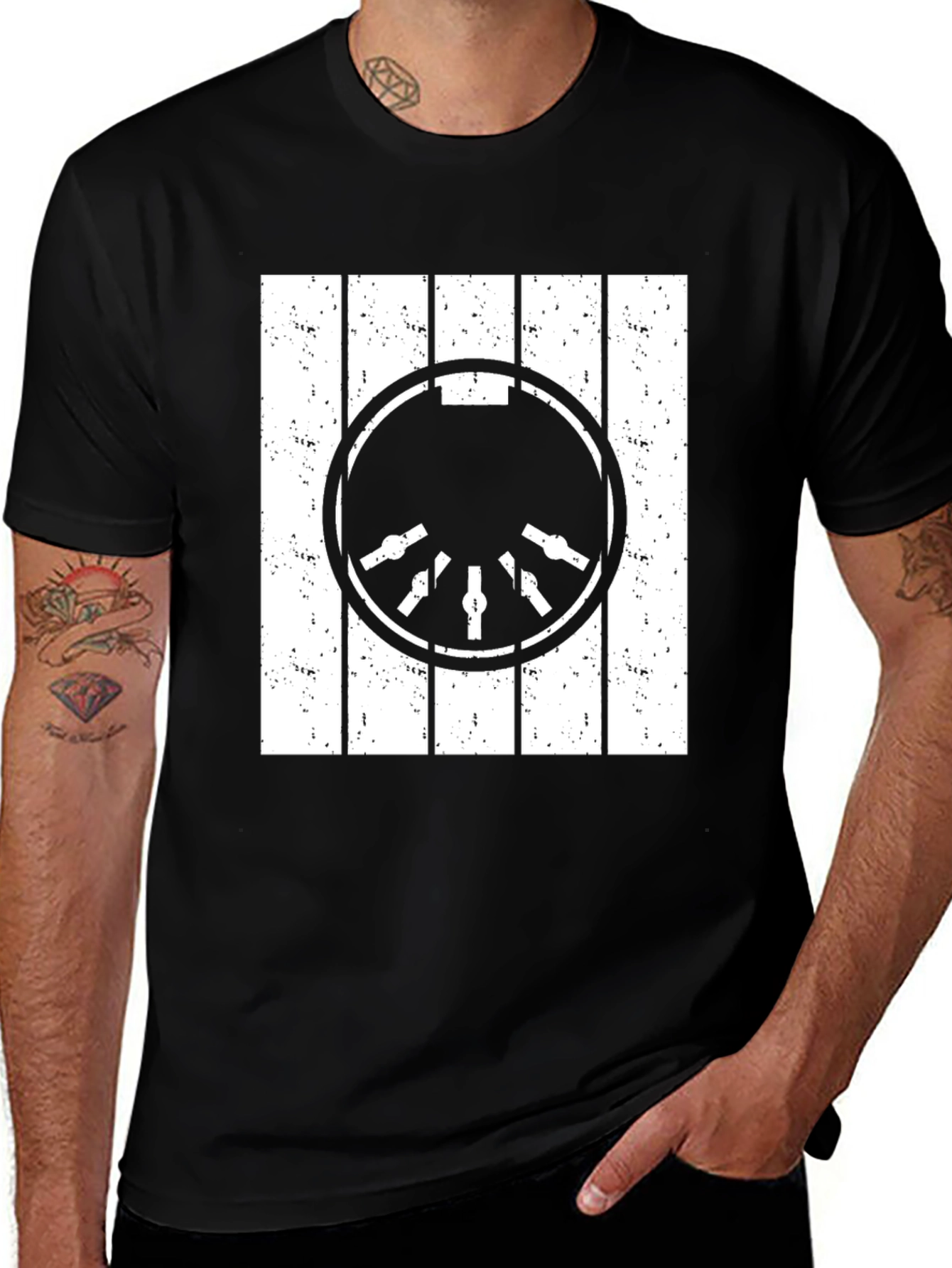 Millennium Falcon Cockpit T-Shirt - Distressed