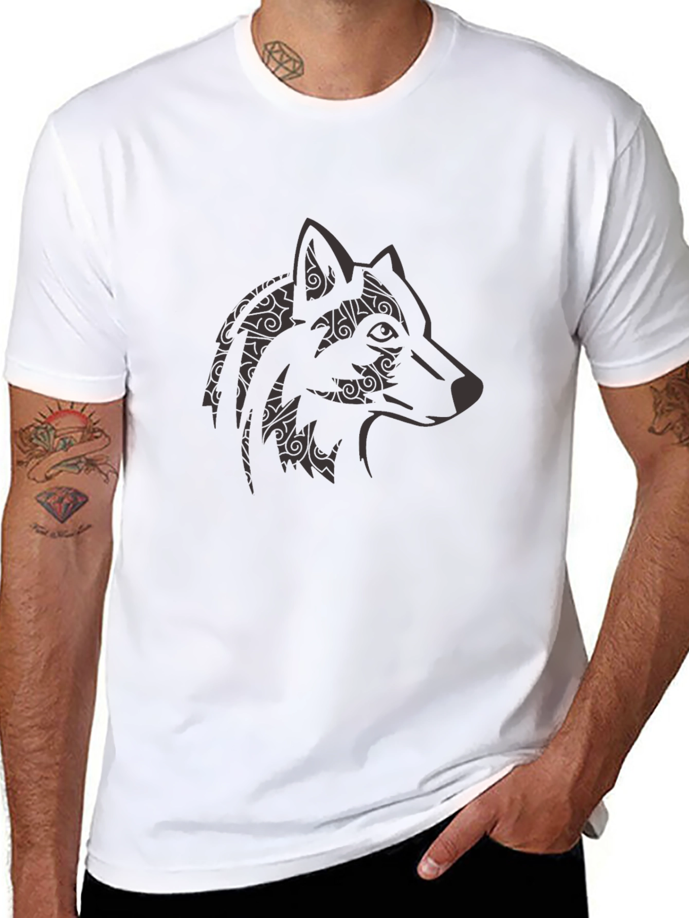 Black Wolf Graphic Tee - Stylish Animal Print Shirt