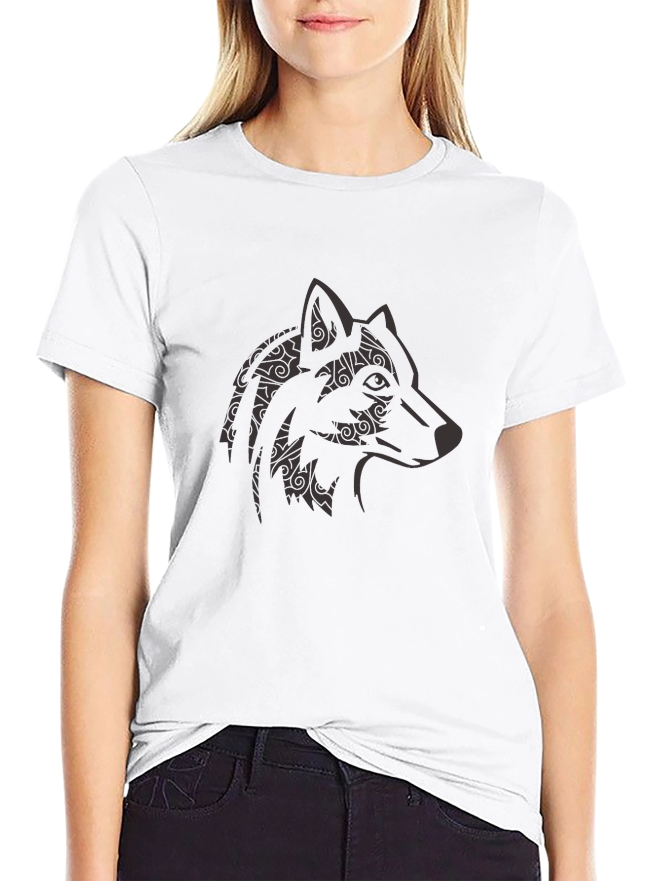Black Wolf Graphic Tee - Stylish Animal Print Shirt